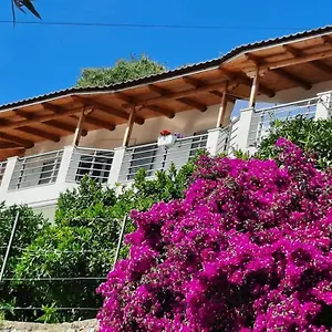  Pensión Eduard Lagji Albania