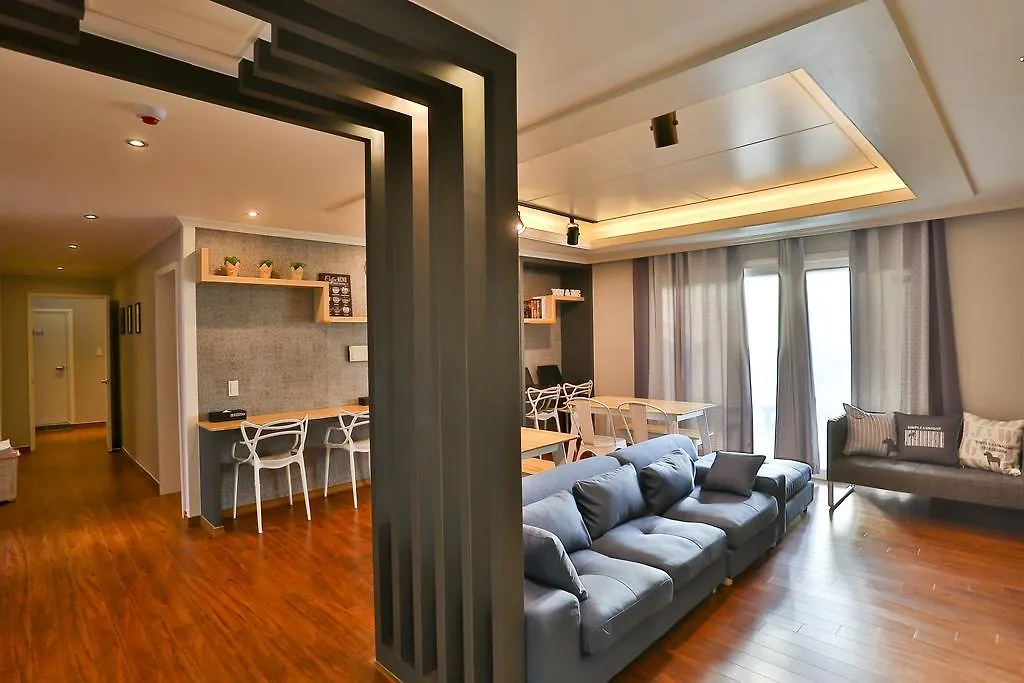 Ezstay-Nampo Pusan 3*,  Korea Południowa